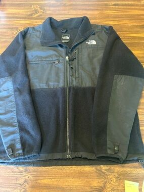 The North Face Black Men’s Large LG Fleece Jacket full zip warm pockets